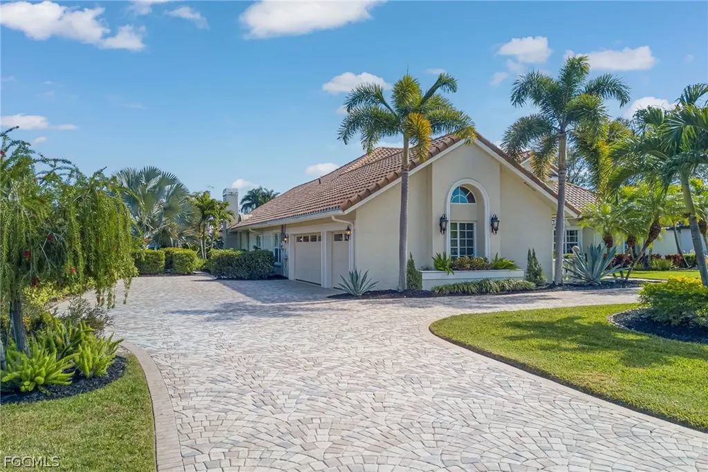 20103 Cheetah Lane Estero FL 33928