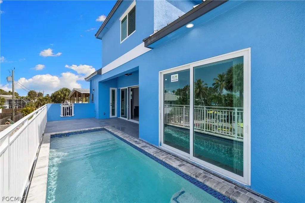 137 Hibiscus Drive Fort Myers Beach FL 33931