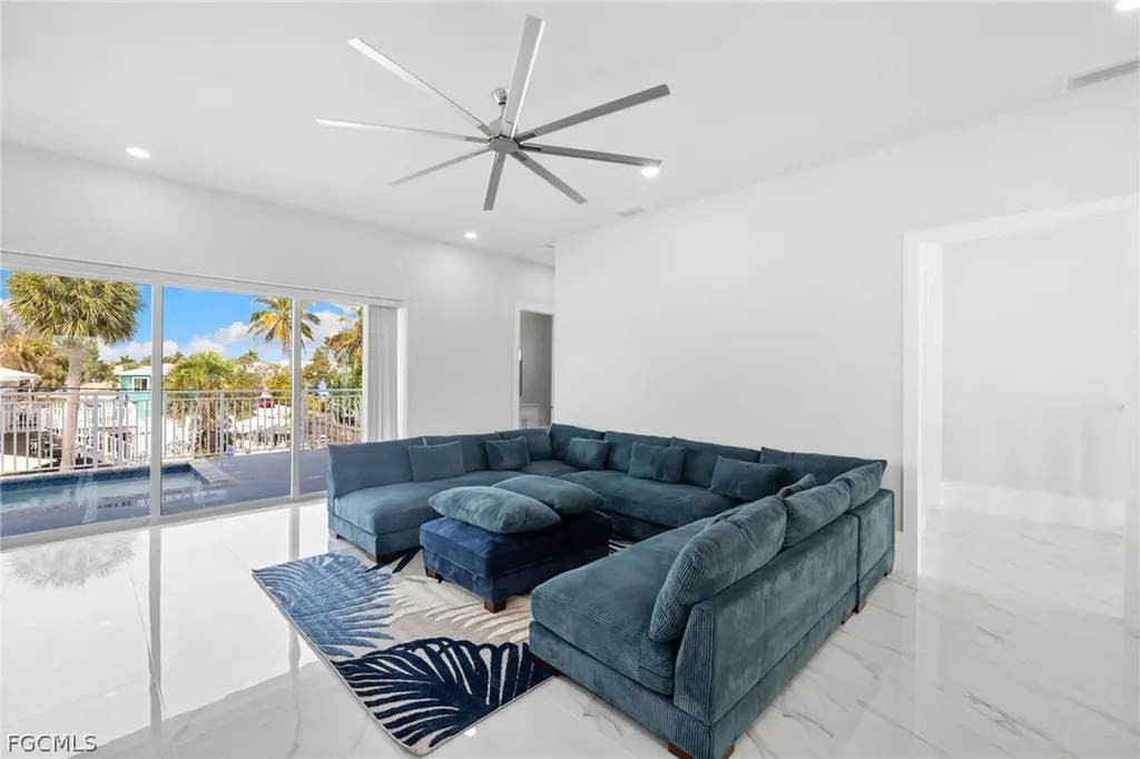 137 Hibiscus Drive Fort Myers Beach FL 33931