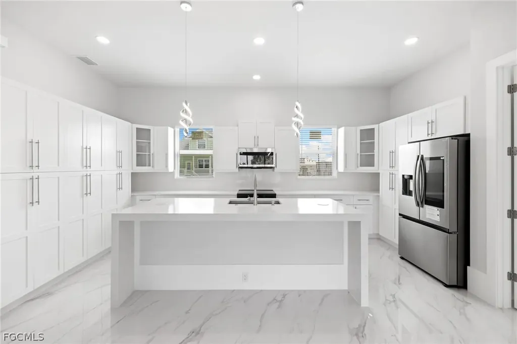 137 Hibiscus Drive Fort Myers Beach FL 33931