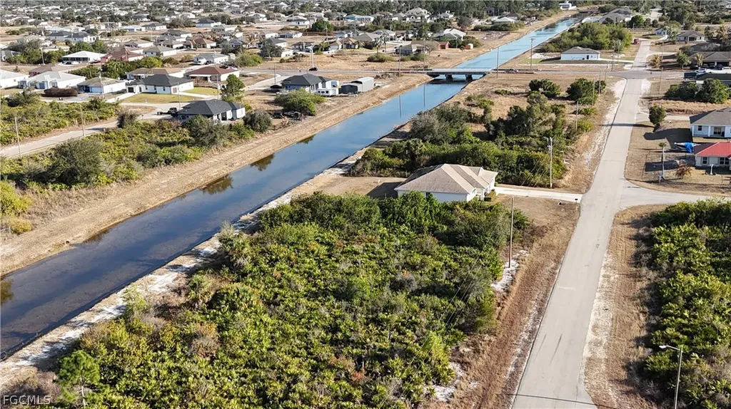 335 Paulcrest Avenue Lehigh Acres FL 33974