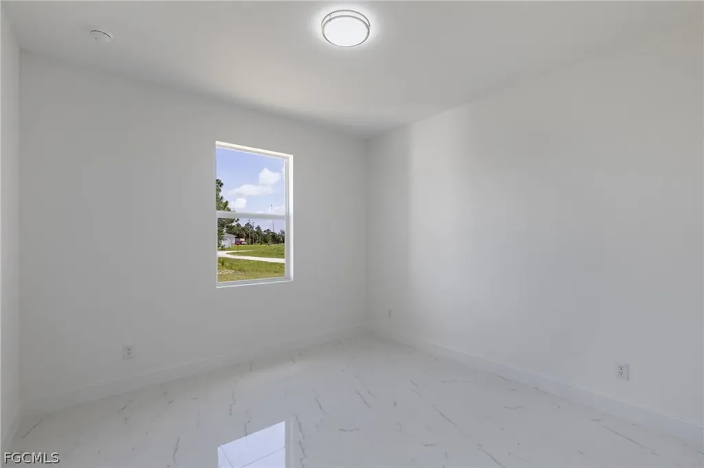 2703 18th Street SW Lehigh Acres FL 33976