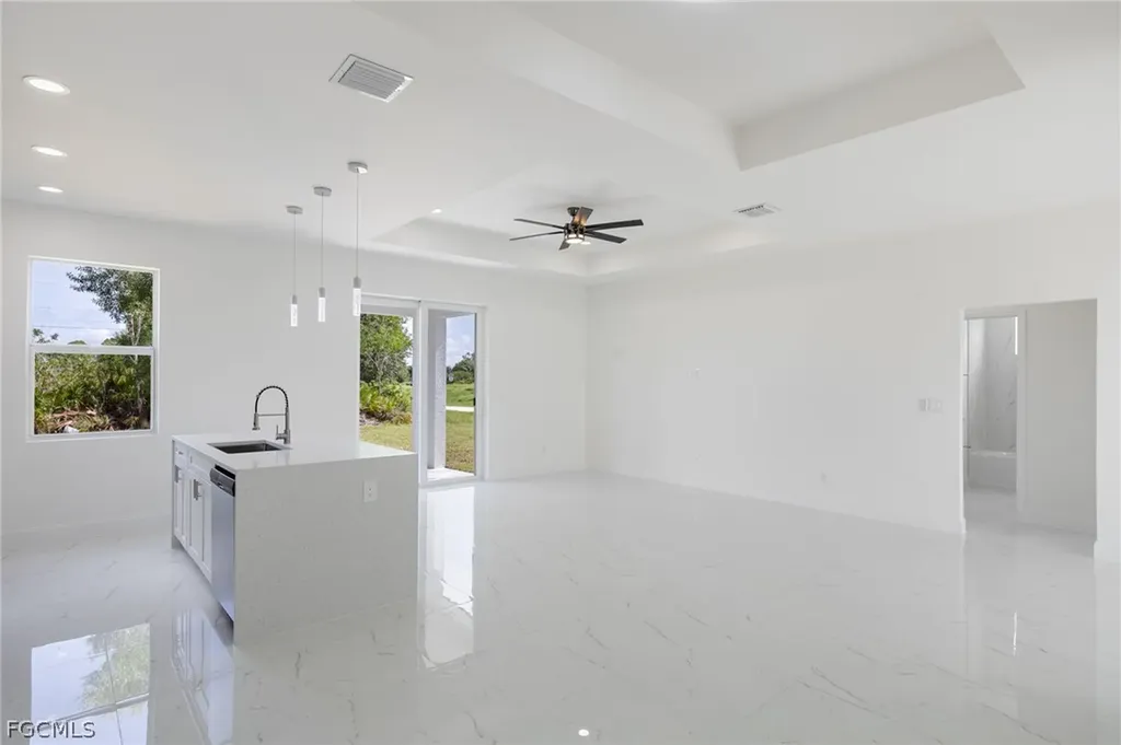 2703 18th Street SW Lehigh Acres FL 33976