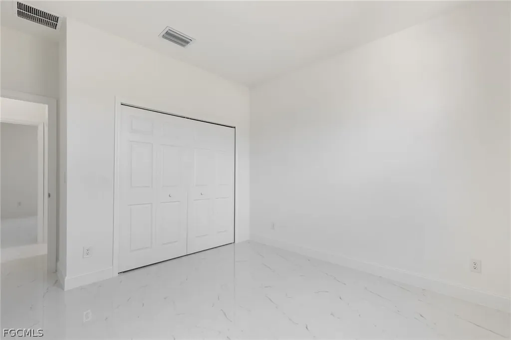 2703 18th Street SW Lehigh Acres FL 33976