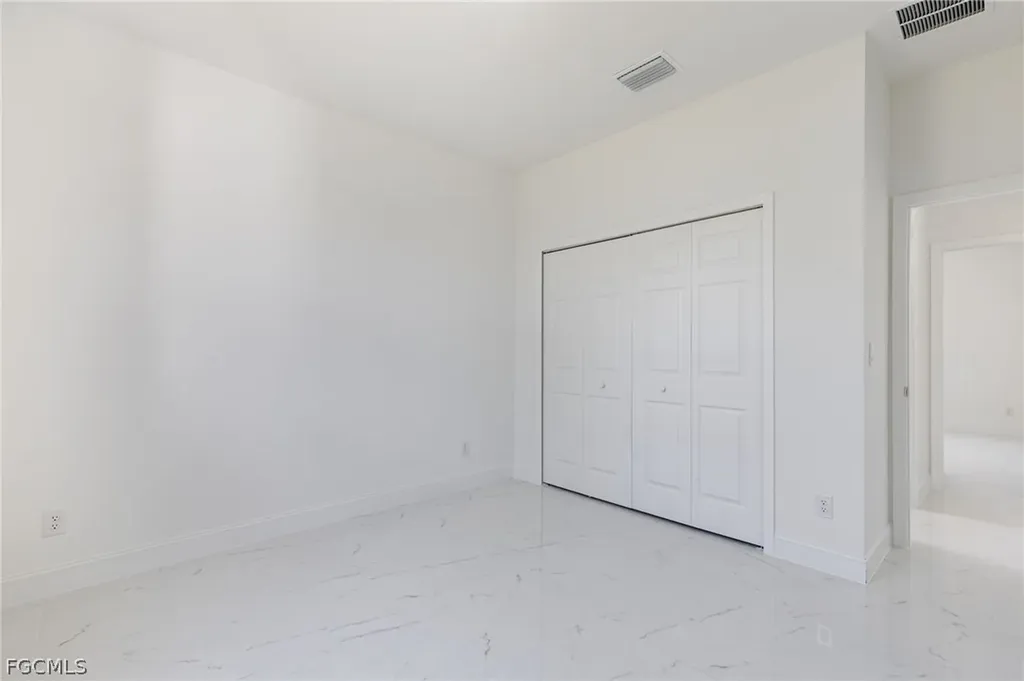 2703 18th Street SW Lehigh Acres FL 33976