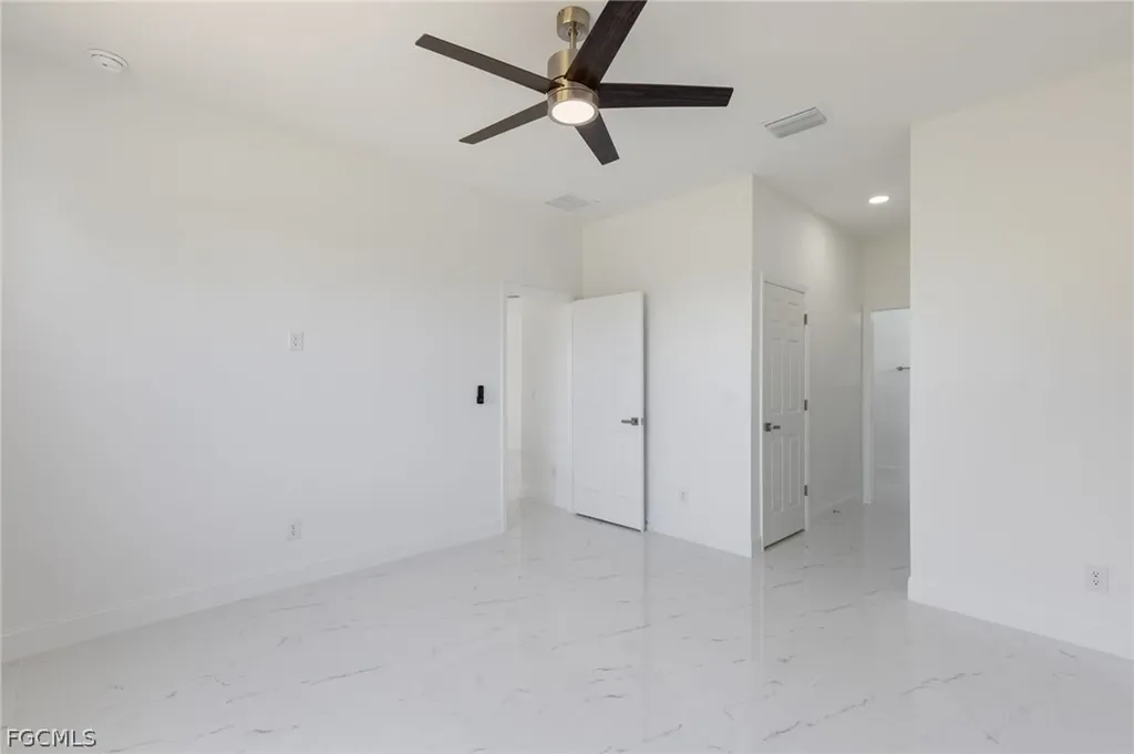2703 18th Street SW Lehigh Acres FL 33976