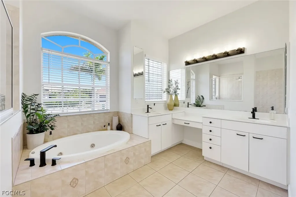 3106 SW 26th Court Cape Coral FL 33914