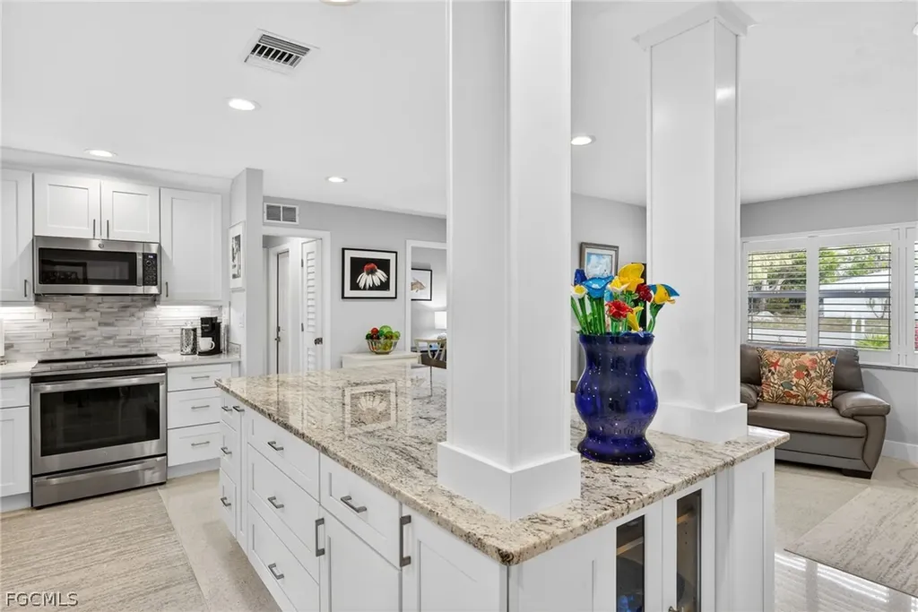 590 Boulder Drive Sanibel FL 33957
