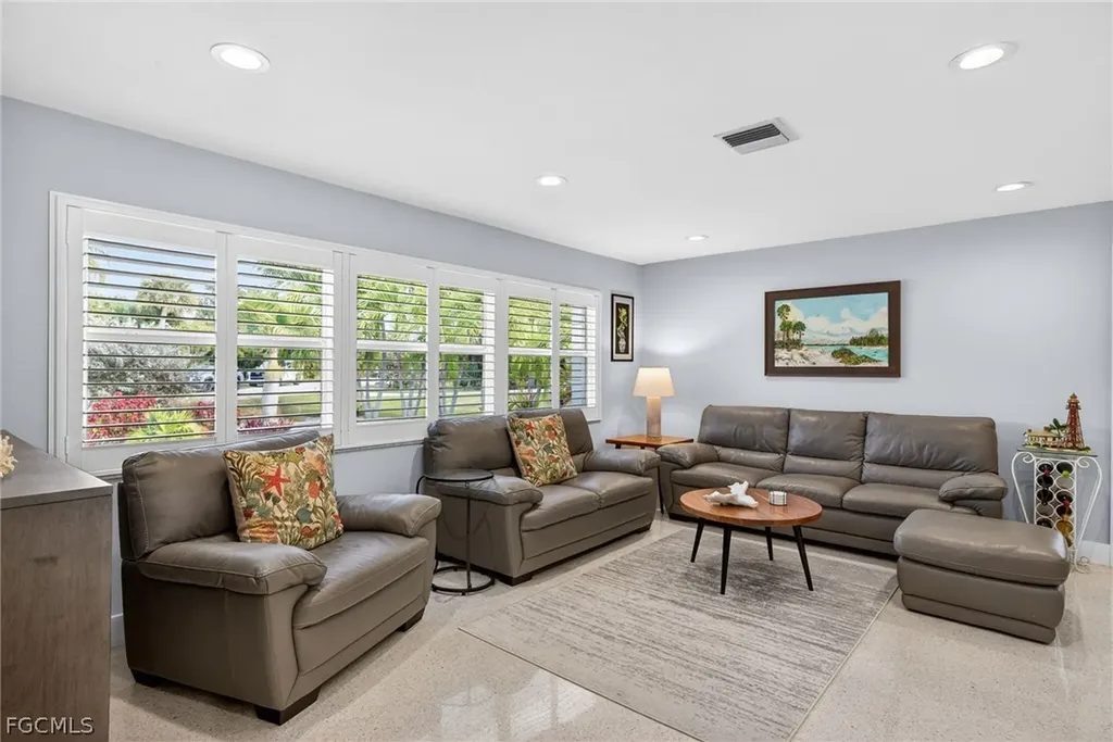 590 Boulder Drive Sanibel FL 33957
