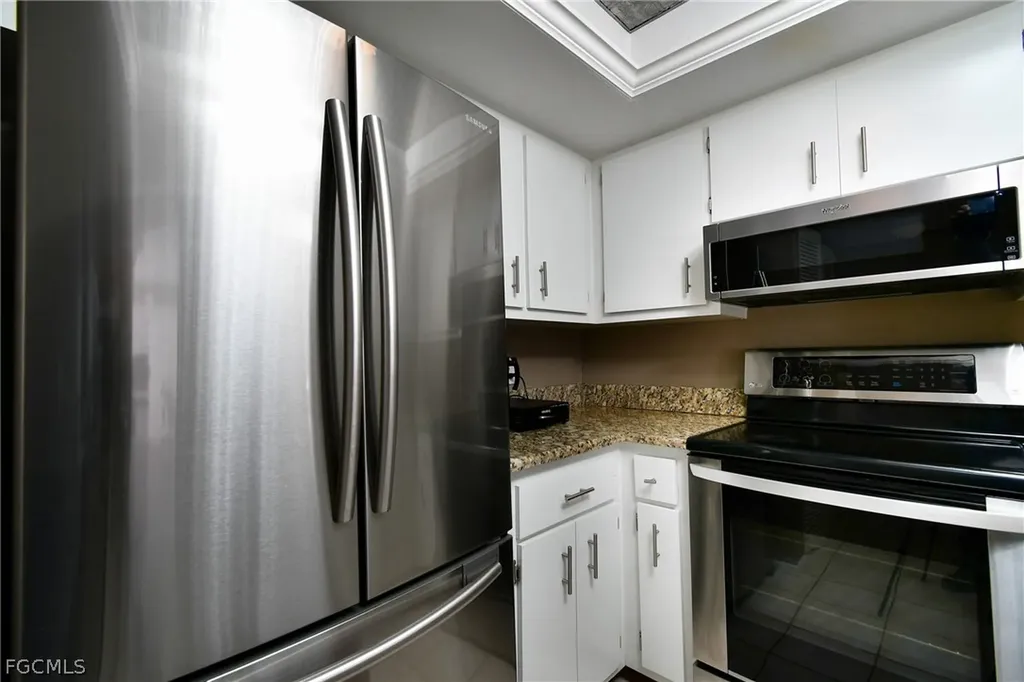 13240 White Marsh Lane Fort Myers FL 33912