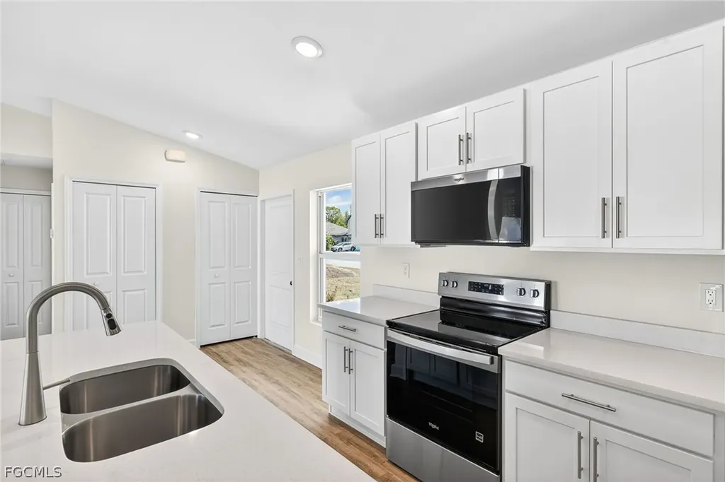 221 NW 15th Street Cape Coral FL 33993