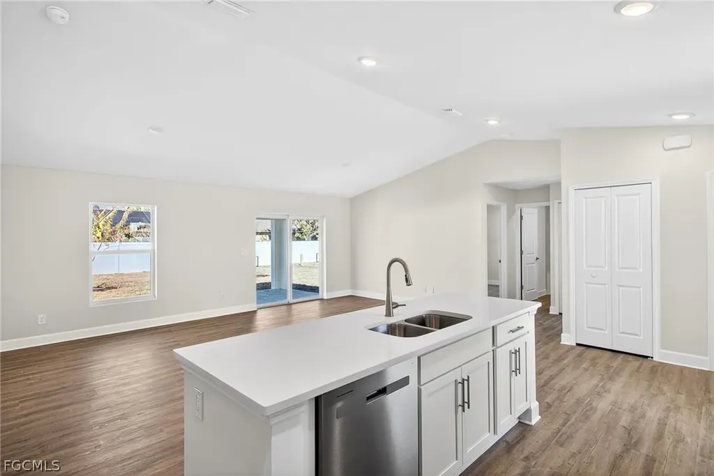 221 NW 15th Street Cape Coral FL 33993