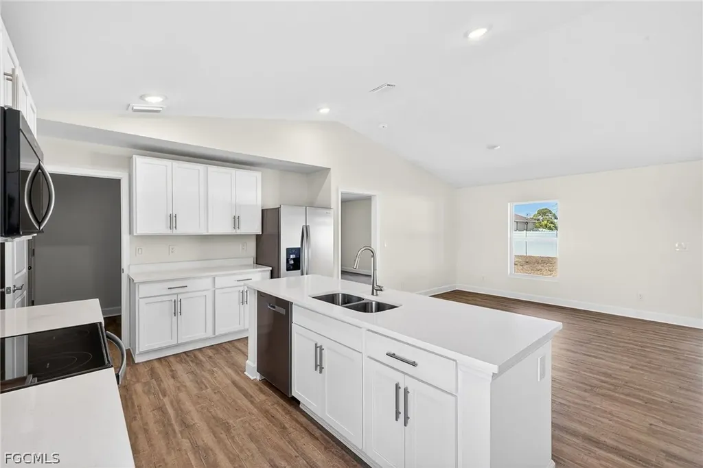 221 NW 15th Street Cape Coral FL 33993