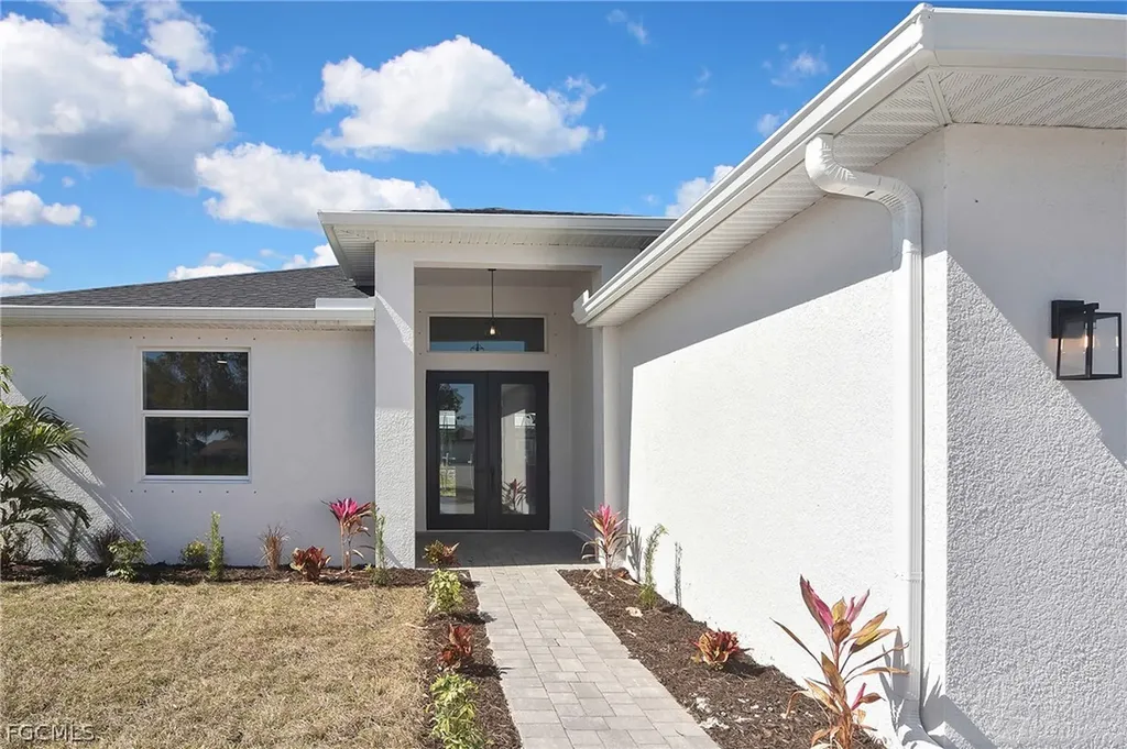 1906 NW 28th Avenue Cape Coral FL 33993