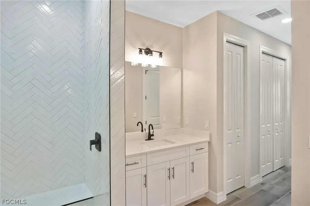 1906 NW 28th Avenue Cape Coral FL 33993