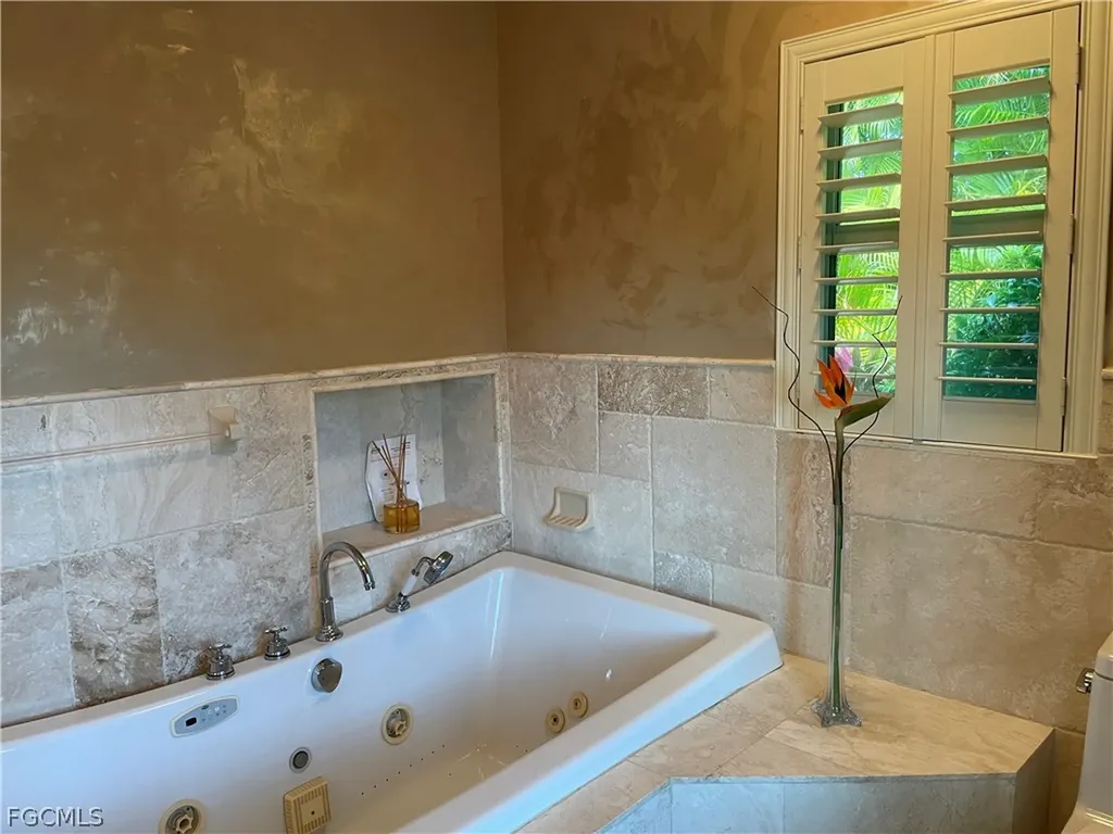 2806 SE 22nd Place Cape Coral FL 33904