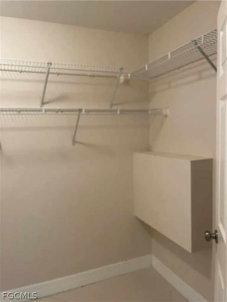 2806 SE 22nd Place Cape Coral FL 33904