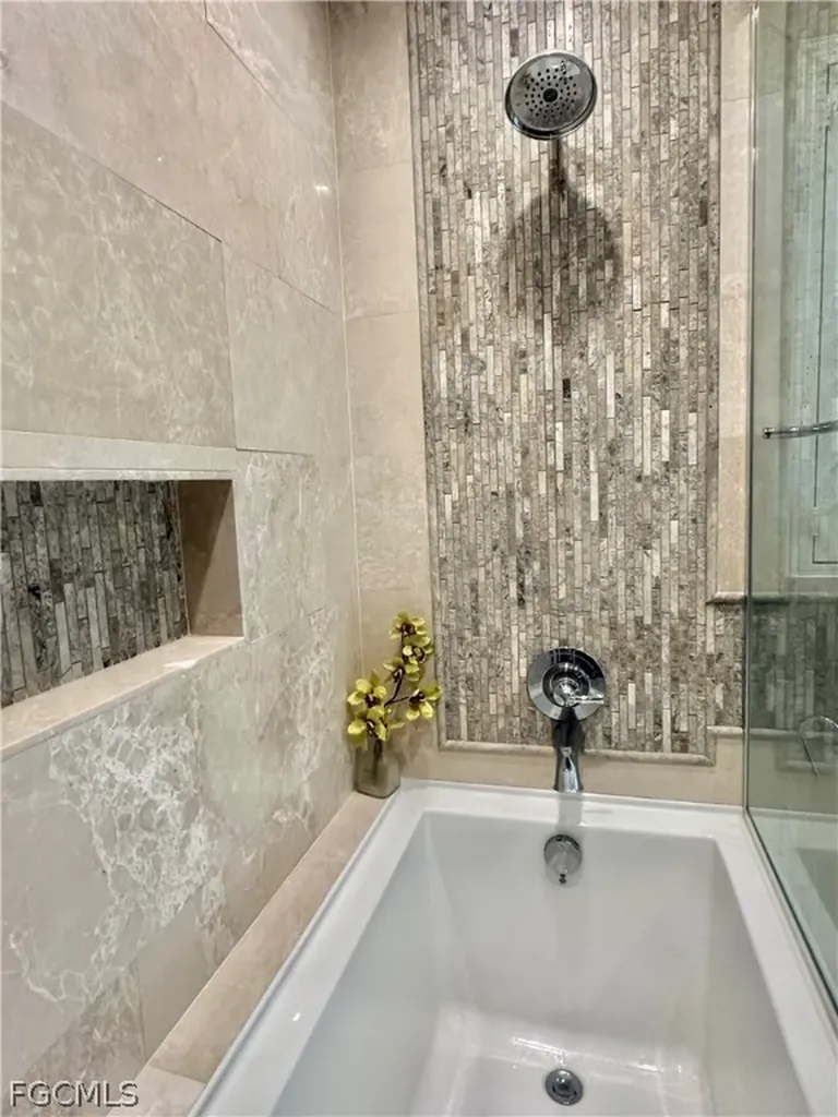2806 SE 22nd Place Cape Coral FL 33904