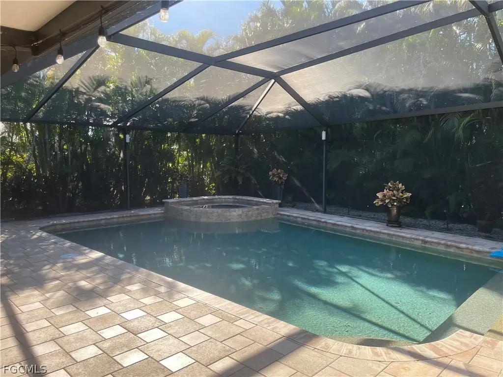 2806 SE 22nd Place Cape Coral FL 33904