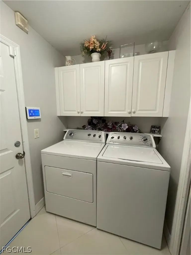2806 SE 22nd Place Cape Coral FL 33904