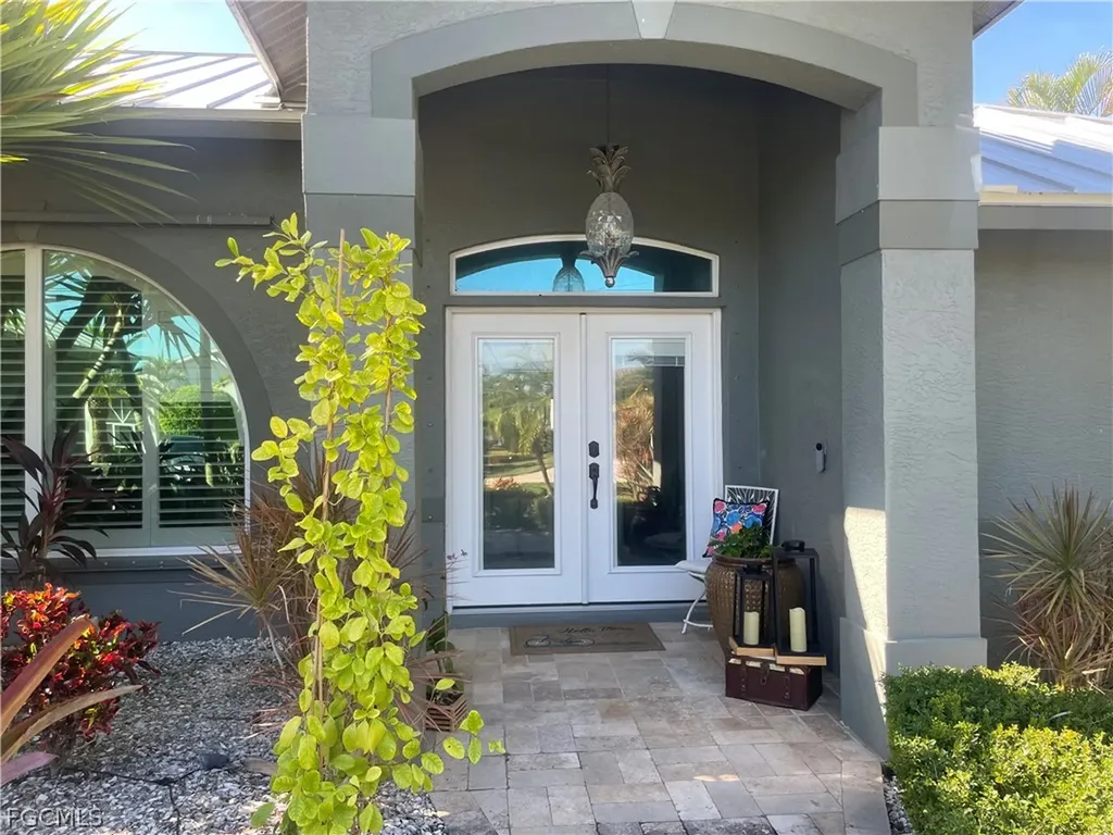 2806 SE 22nd Place Cape Coral FL 33904