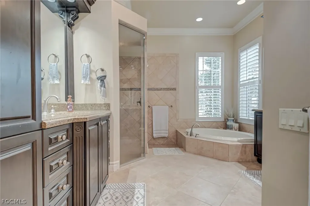 2131 Silk Bay Boulevard Alva FL 33920