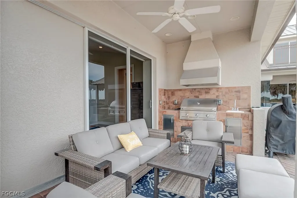 2131 Silk Bay Boulevard Alva FL 33920