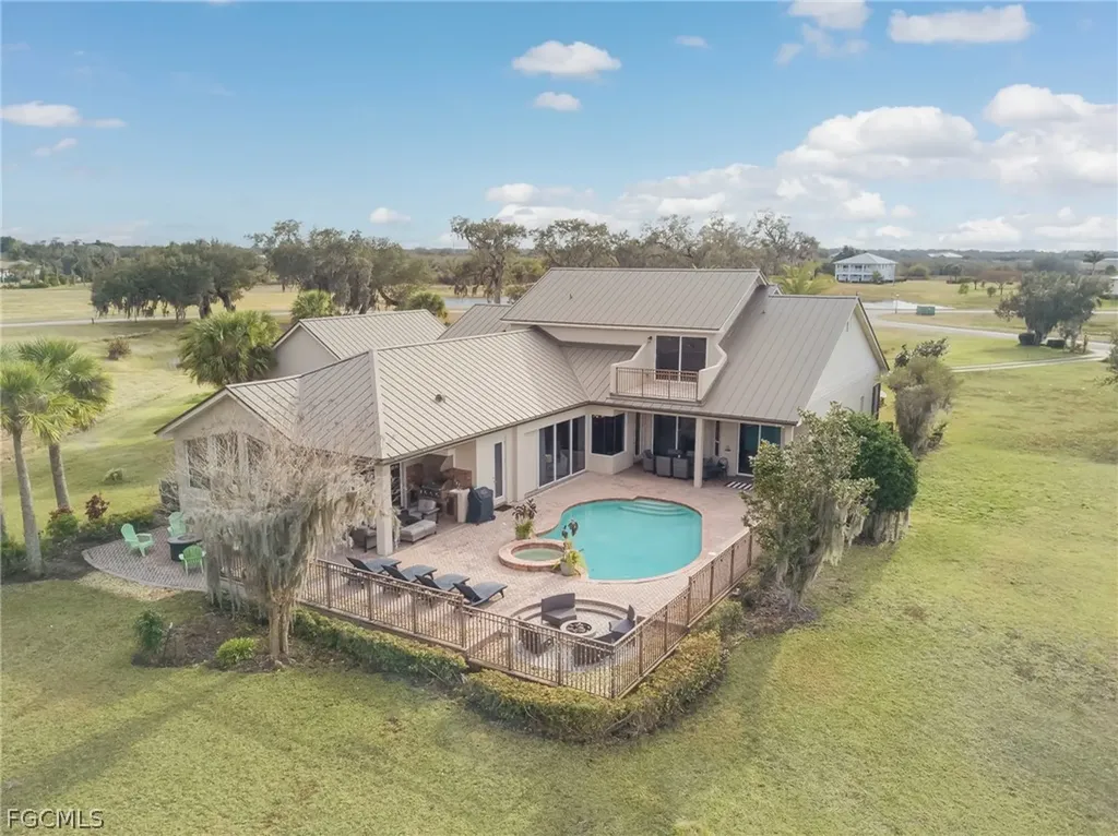 2131 Silk Bay Boulevard Alva FL 33920