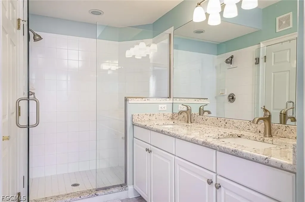 9667 Hemingway Lane Fort Myers FL 33913
