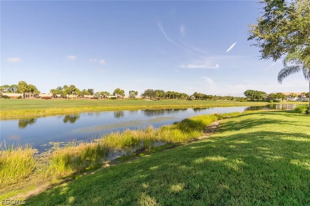 9667 Hemingway Lane Fort Myers FL 33913