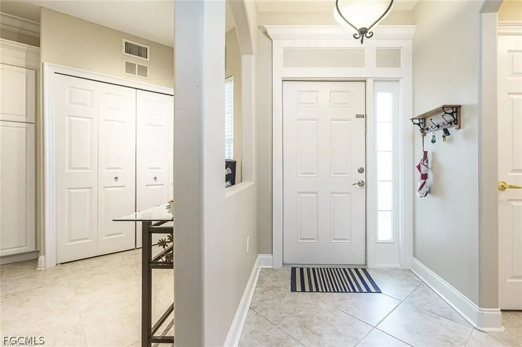 9667 Hemingway Lane Fort Myers FL 33913