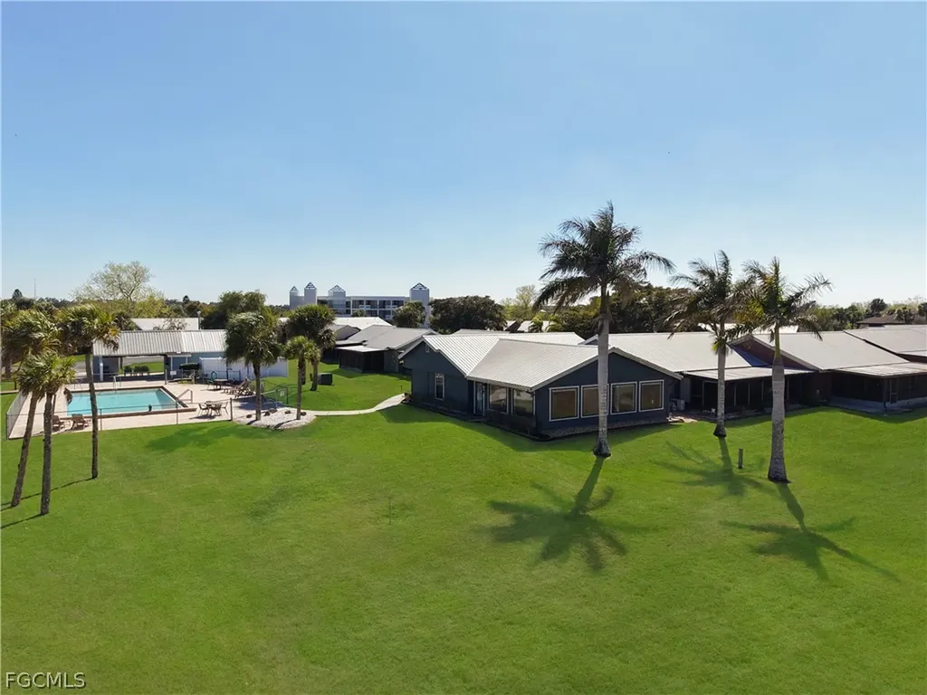 1090 River Run Labelle FL 33935