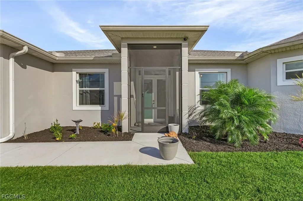 1020 Rush Avenue Lehigh Acres FL 33972