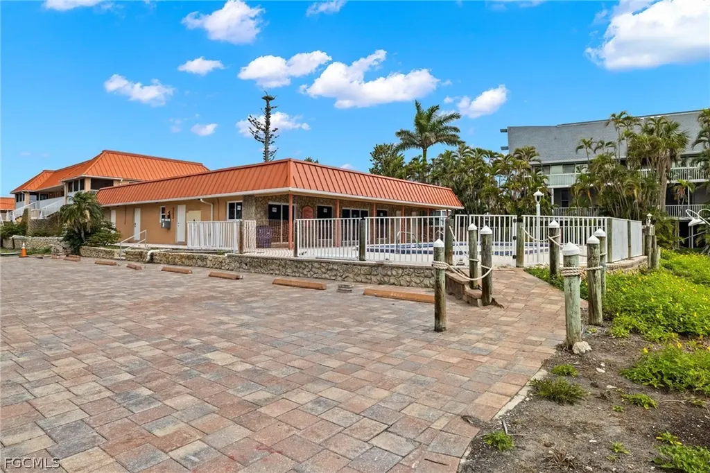 805 E Gulf Drive Sanibel FL 33957