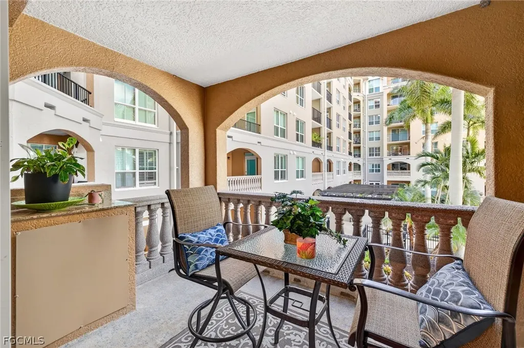 2825 Palm Beach Boulevard Fort Myers FL 33916