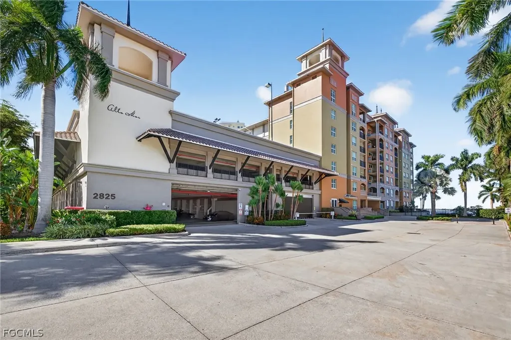 2825 Palm Beach Boulevard Fort Myers FL 33916