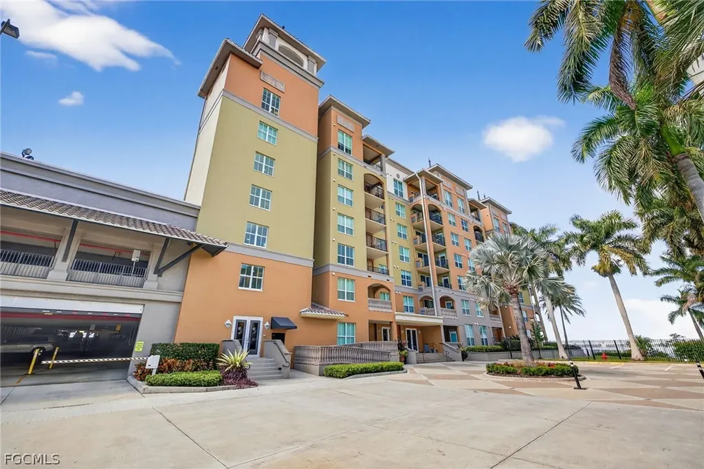 2825 Palm Beach Boulevard Fort Myers FL 33916