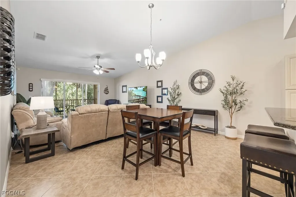 1113 Winding Pines Circle Cape Coral FL 33909