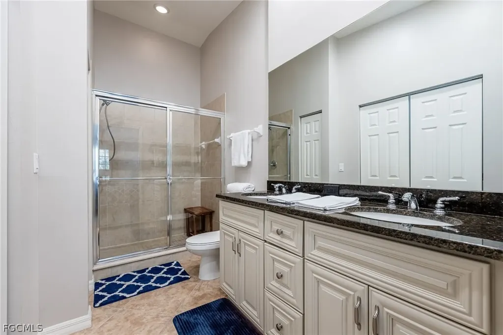 1113 Winding Pines Circle Cape Coral FL 33909