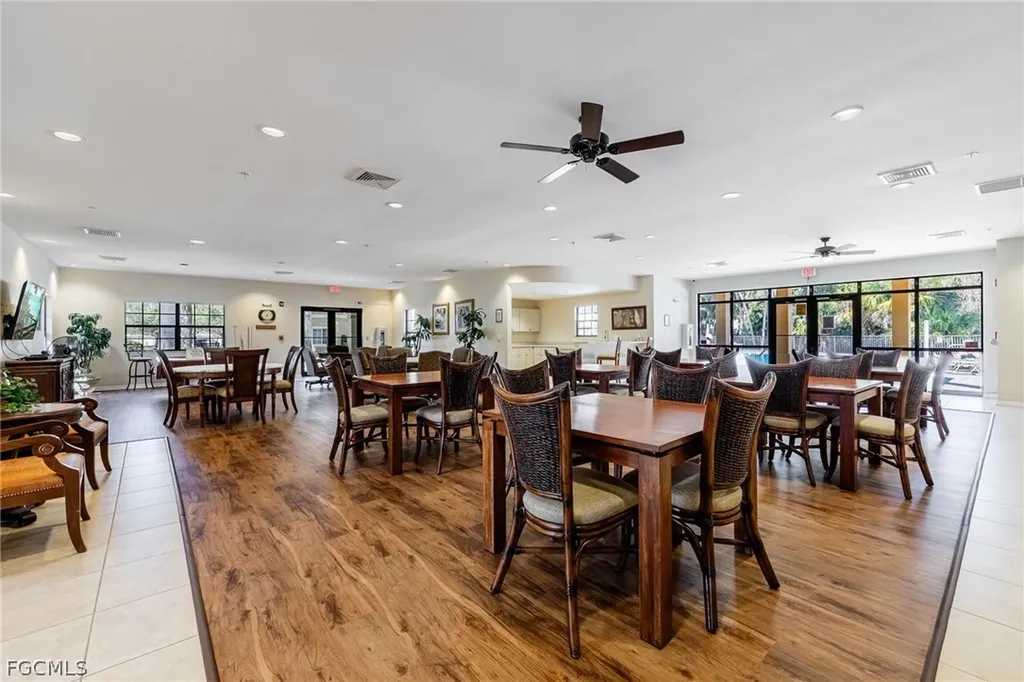 1113 Winding Pines Circle Cape Coral FL 33909