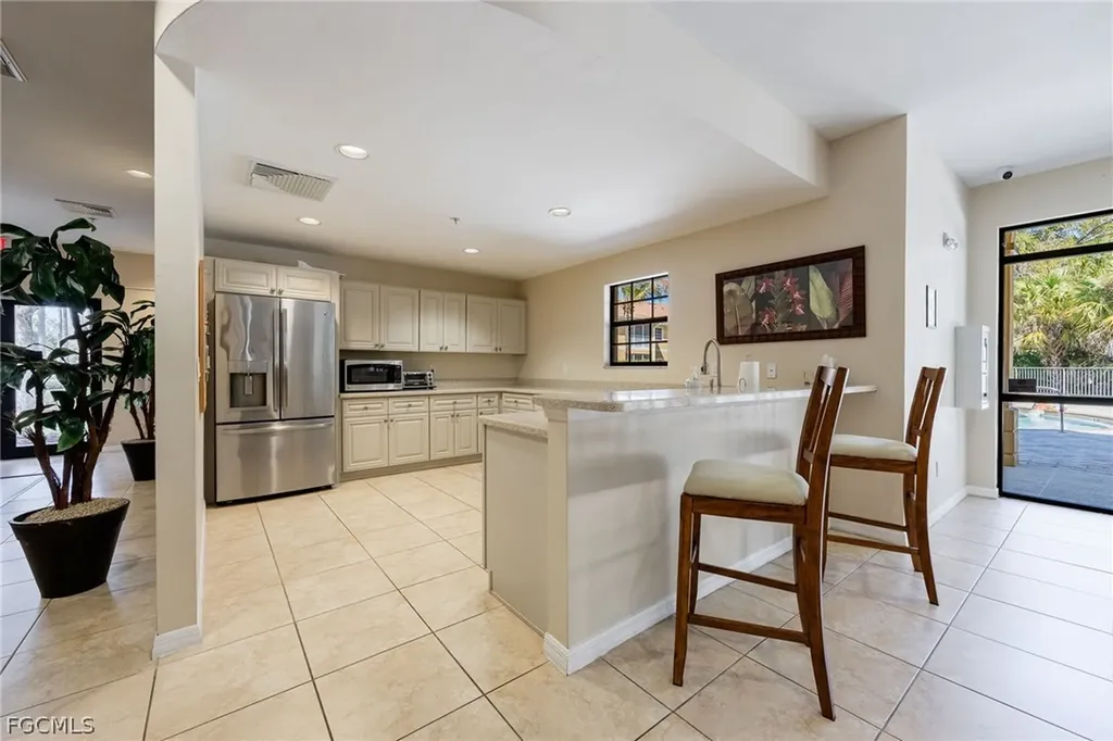 1113 Winding Pines Circle Cape Coral FL 33909