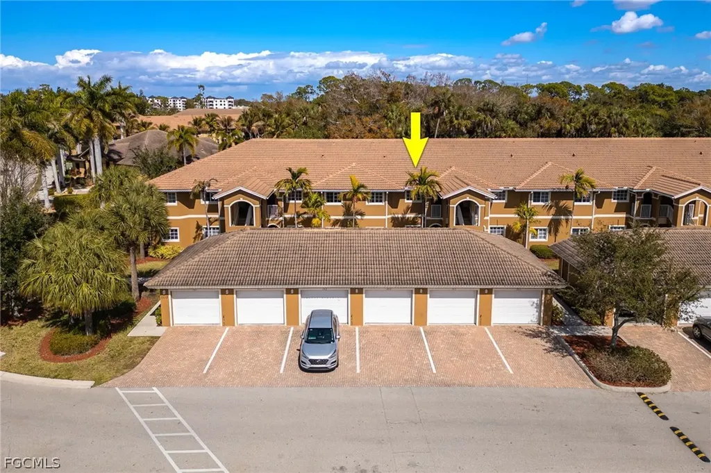 1113 Winding Pines Circle Cape Coral FL 33909