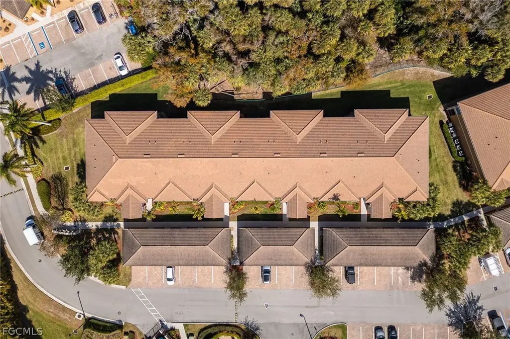 1113 Winding Pines Circle Cape Coral FL 33909