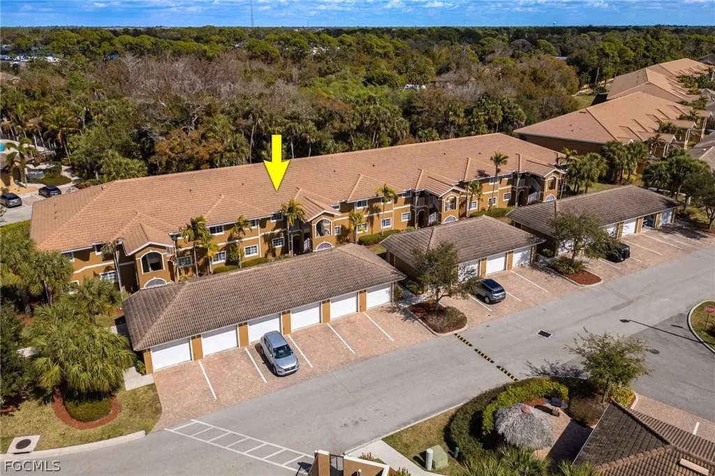 1113 Winding Pines Circle Cape Coral FL 33909