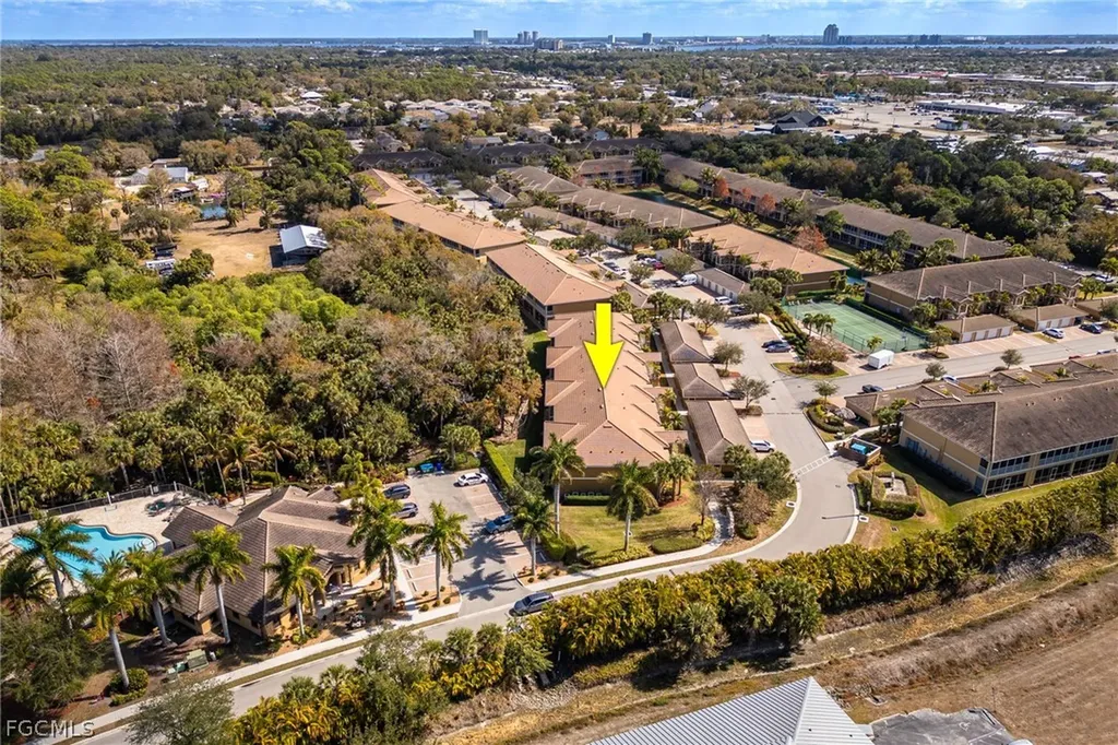 1113 Winding Pines Circle Cape Coral FL 33909
