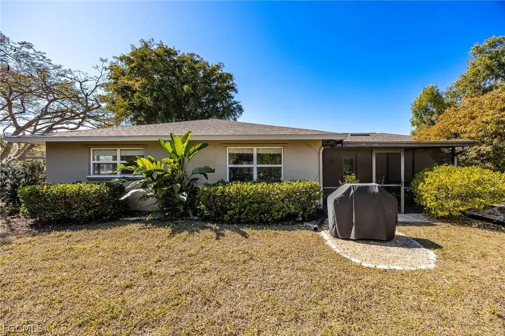 15637 Omai Court Fort Myers FL 33908
