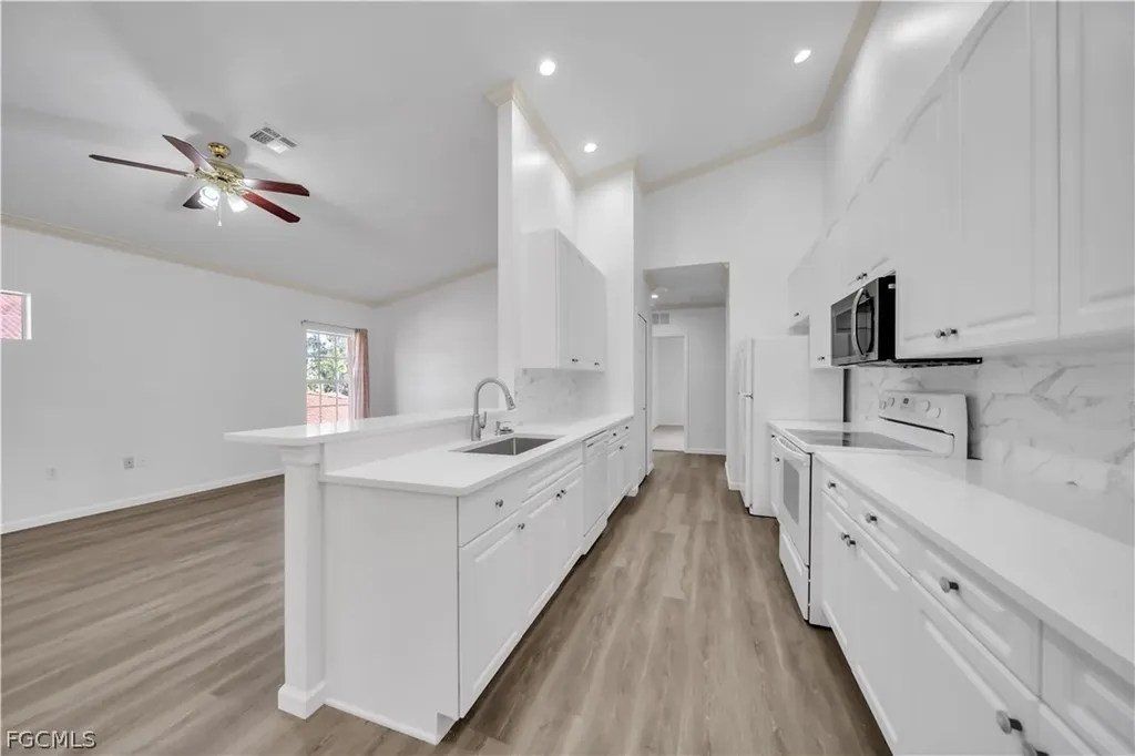 5370 Park Road Fort Myers FL 33908