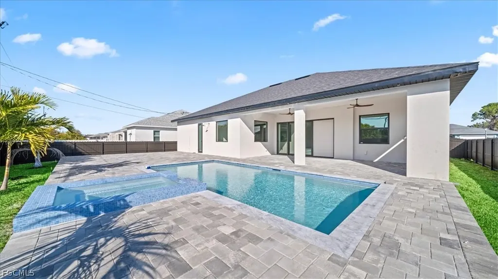 506 SW 28th Avenue Cape Coral FL 33991