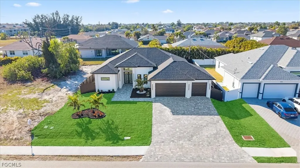 506 SW 28th Avenue Cape Coral FL 33991