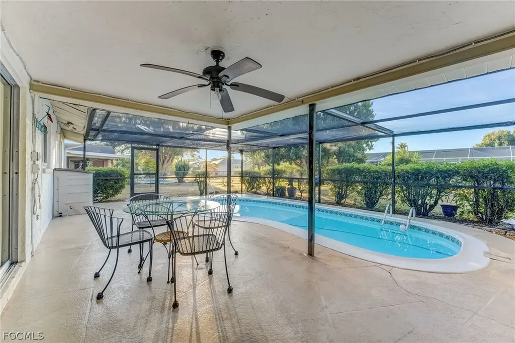 1726 SE 13th Street Cape Coral FL 33990